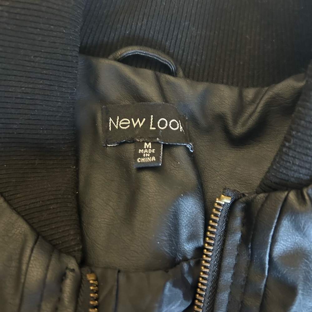 Leather jacket - Picture 2 of 2